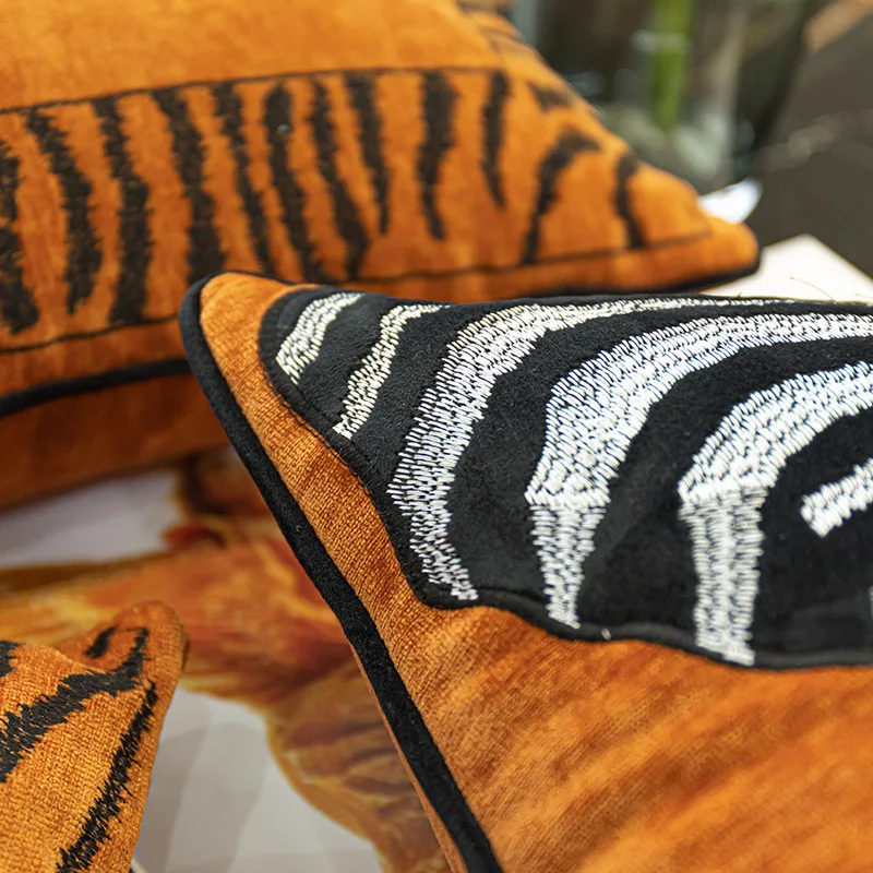 Chenille sierkussens hoesjes zebra - Afbeelding 4